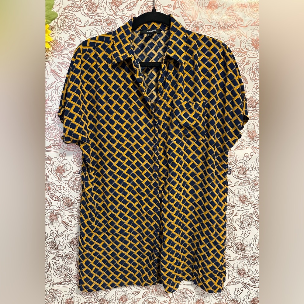 Forever 21 button up shirt style dress size M